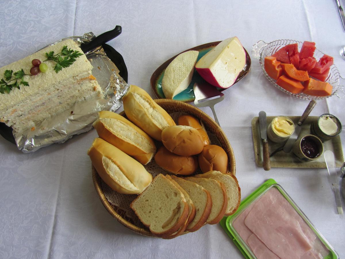 Casa Vermelha Bed and breakfast *